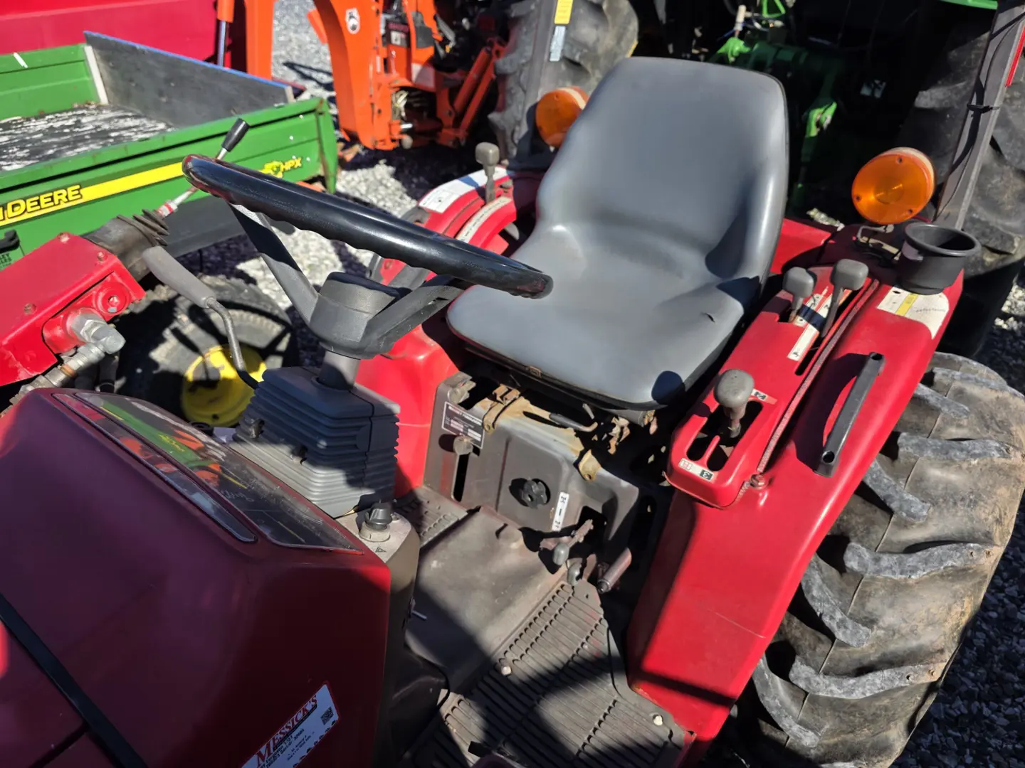 Massey Ferguson 1230