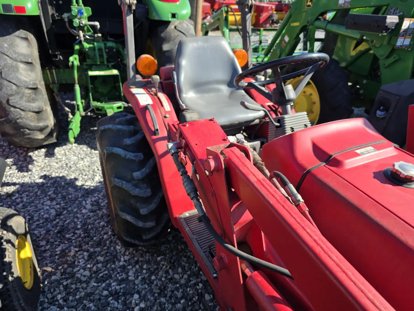 Massey Ferguson 1230