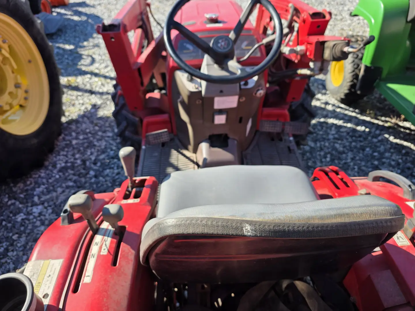 Massey Ferguson 1230