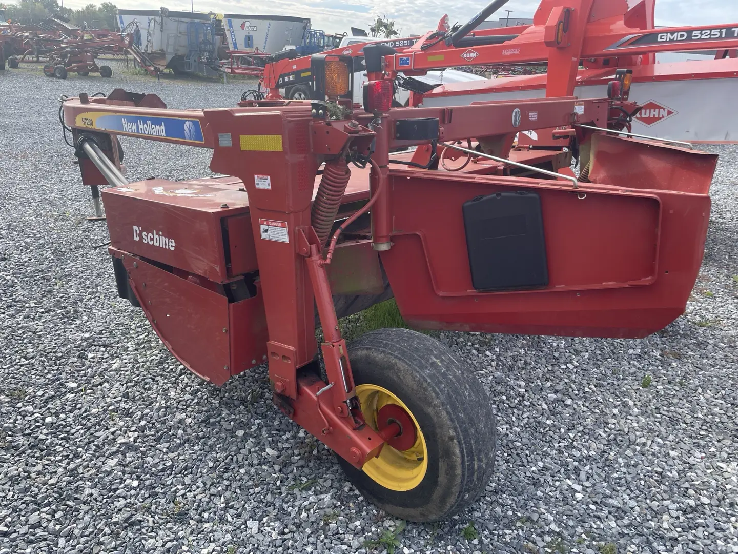 New Holland H7230RSTD