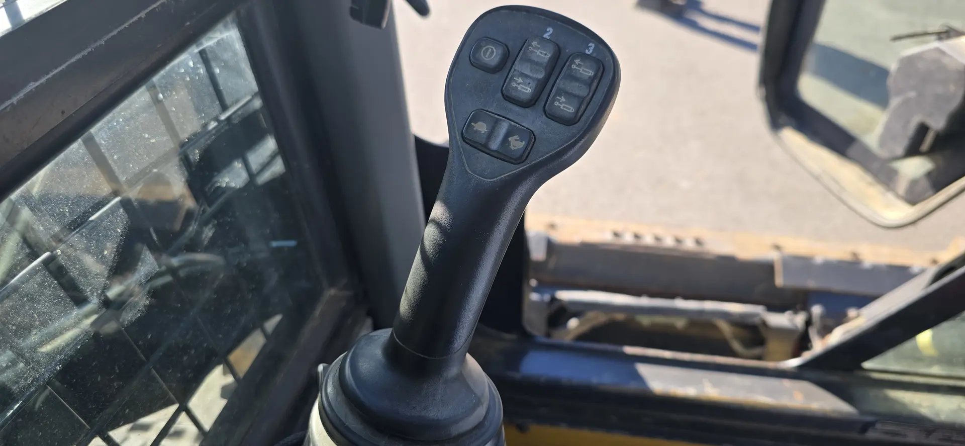 New Holland C345