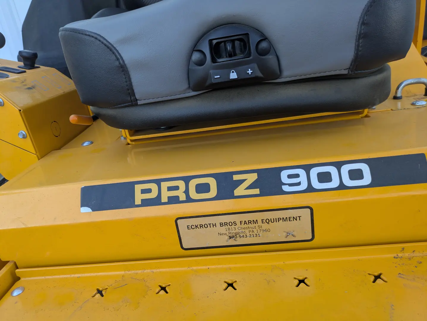 Cub Cadet PRO Z 900 S